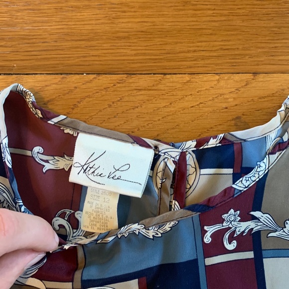 Kathie Lee patterned shirt size 12 - Picture 2 of 3